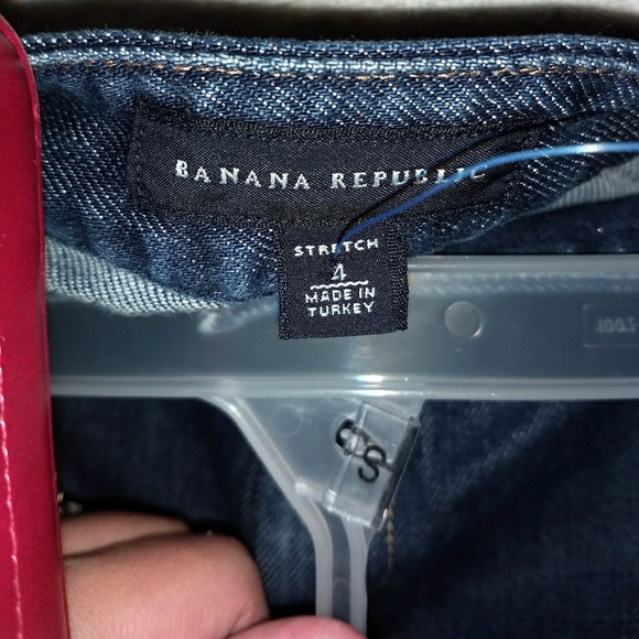 Banana Republic Jean skirt - Picture 4 of 4